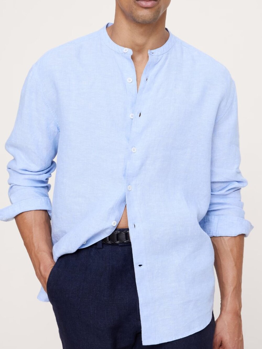 NWT Banana Republic Mens Light Blue Relaxed-Fit Linen Banded-Collar Shirt M